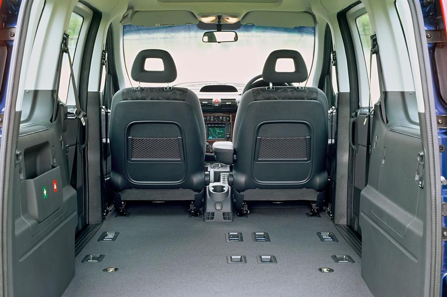  Mercedes-Benz Vaneo 2002 года  (UK) (фото 4 из 6)